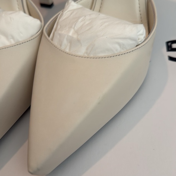 Women’s givenchy heels - Picture 3 of 7